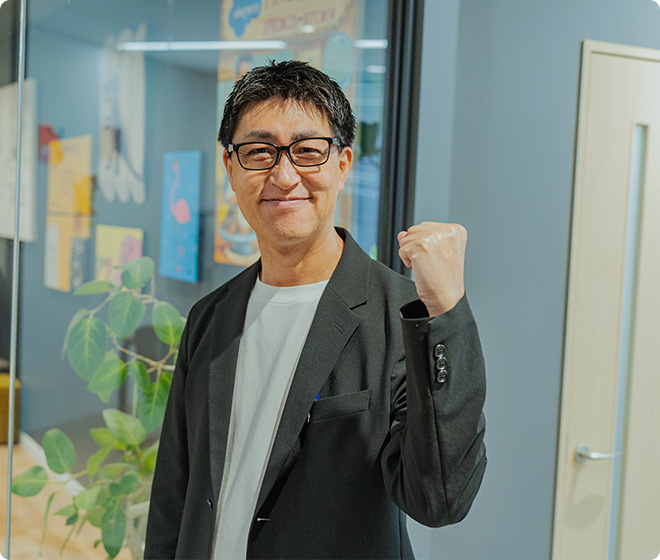 本社管理部 亀甲谷 茂樹